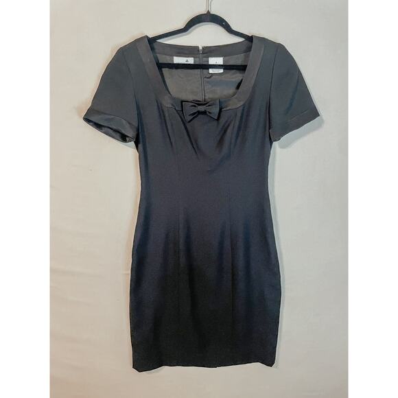Vintage Liz Claiborne Black Dress. Satin Square Neck. Size 6. Great condition. - Picture 1 of 5